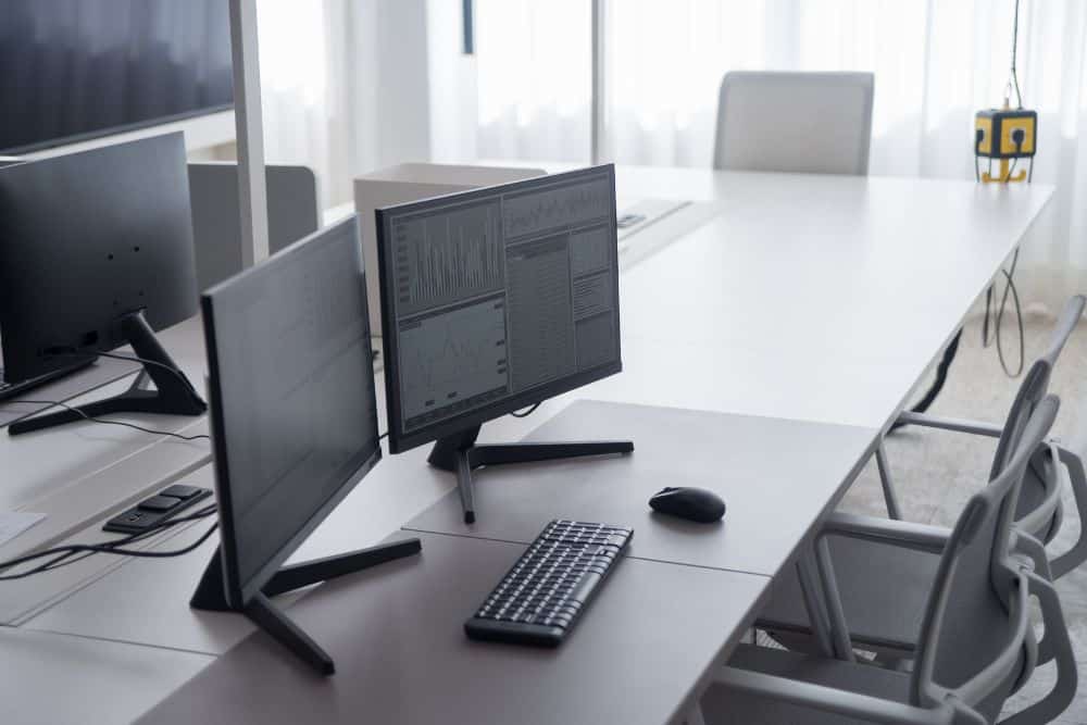 ¿Computador de mesa o portátil? Aprende cuál es mejor para ti