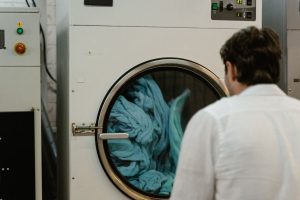 Cómo usar correctamente una lavadora paso a paso