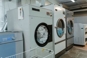 ¿Qué es una lavasecadora y cómo funciona? Todo lo que debes saber antes de comprar una
