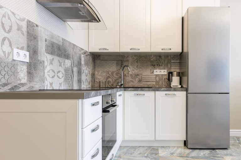 Nevera moderna para cocina hogar